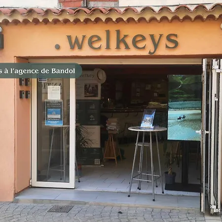 Undi - Welkeys Bandol